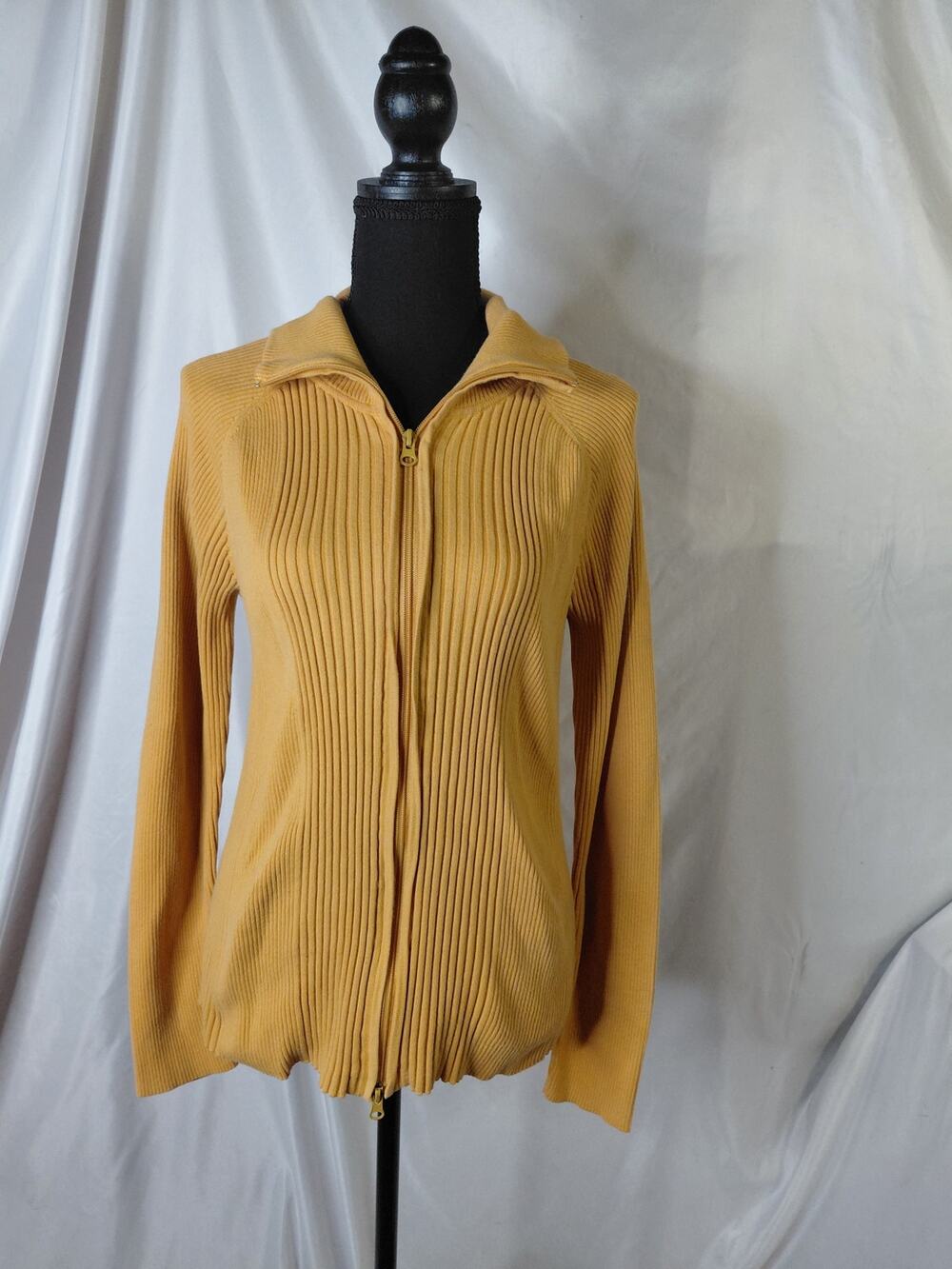 VINTAGE JONES NEW YORK SPORT